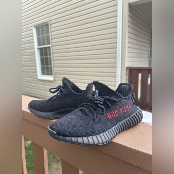 Adidas Yeezy Boost 350 - Picture 2 of 11